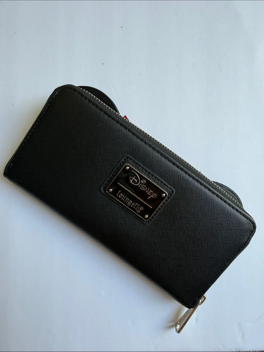 Loungefly Minnie Mouse wallet